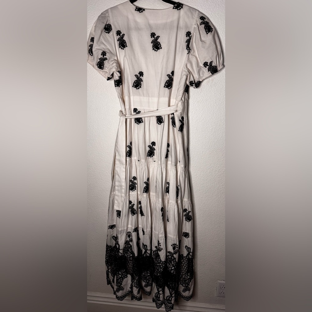 Anthropologie Chic White and Black Floral Midi Dress - Picture 4 of 7
